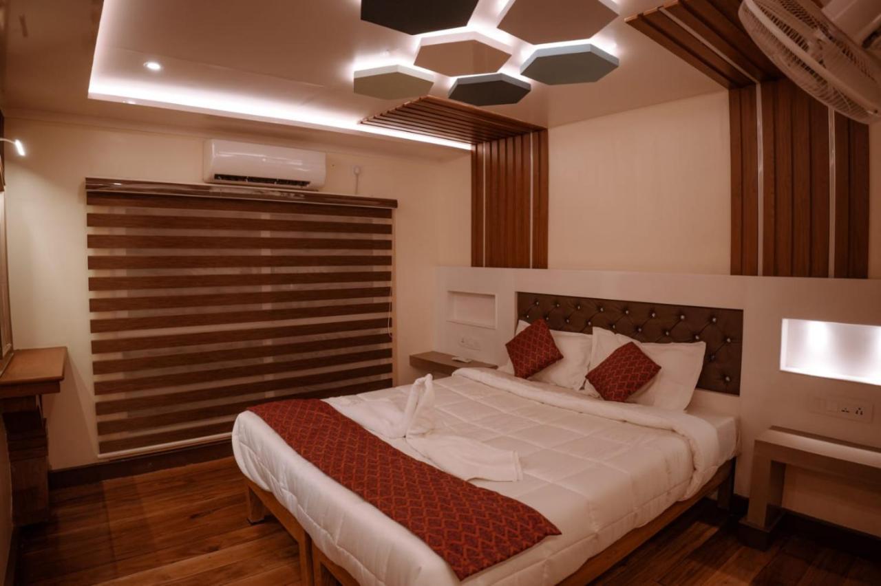 Venice Premium Houseboats Alleppey Alappuzha ภายนอก รูปภาพ