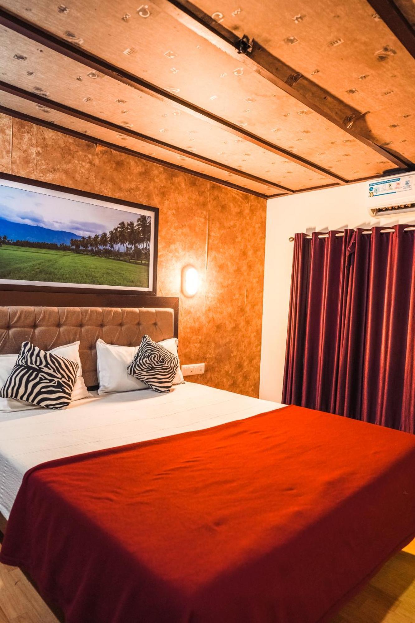 Venice Premium Houseboats Alleppey Alappuzha ภายนอก รูปภาพ