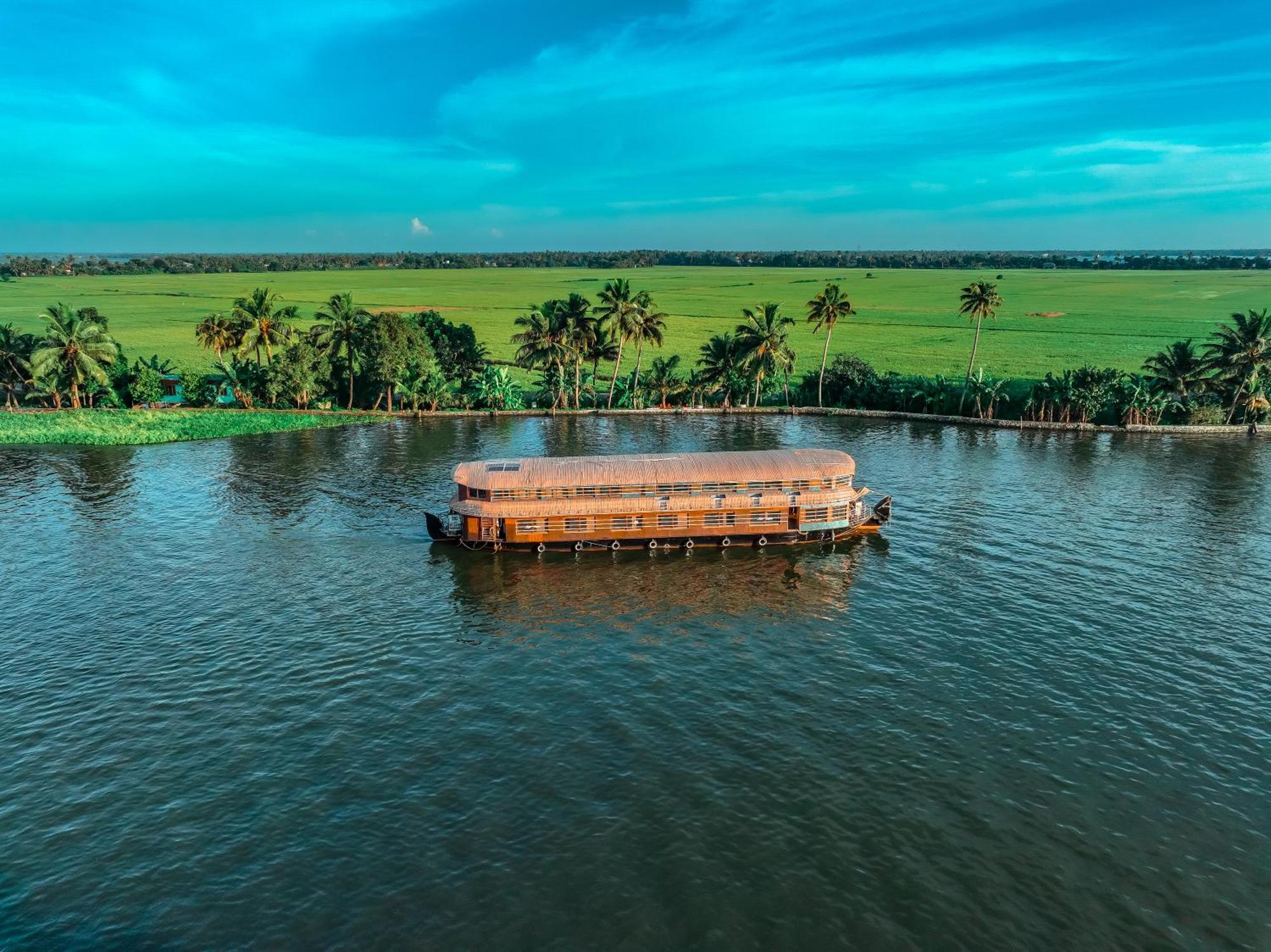 Venice Premium Houseboats Alleppey Alappuzha ภายนอก รูปภาพ